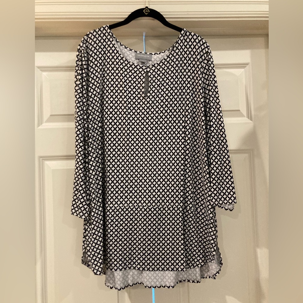 Liz Claiborne extra extra large, black and white tunic with patterns
